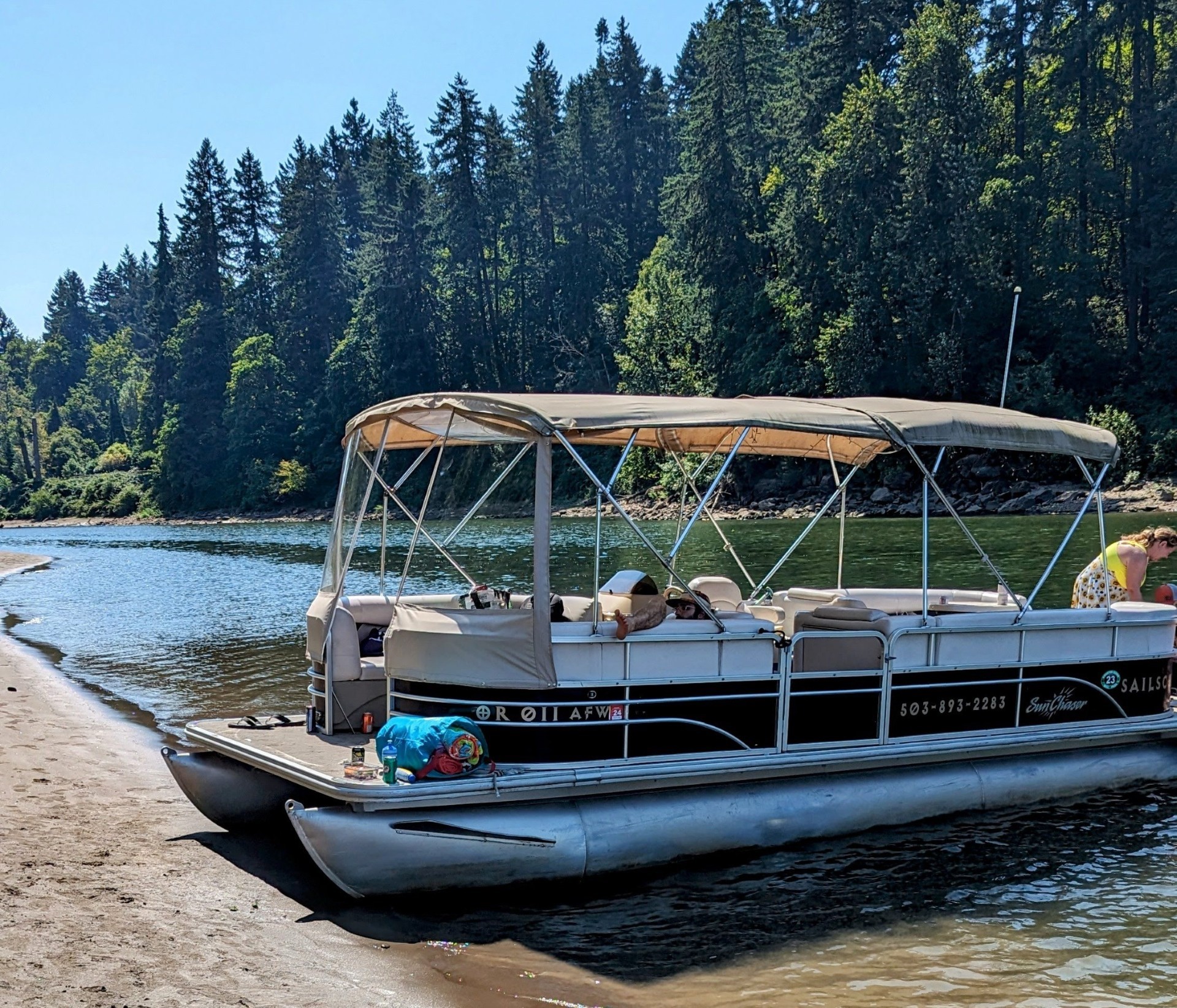 Pontoon Cruise